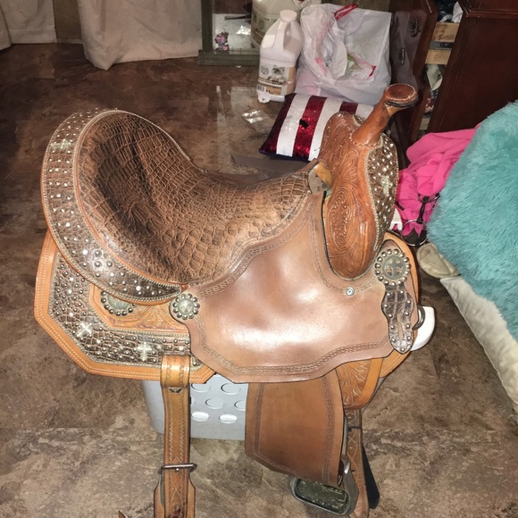 Barrel saddle - Picture 4 of 4
